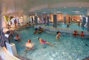 Сероводородные ванны способствуют улучшению периферического кровообращения и питания внутреннего слоя суставной сумки