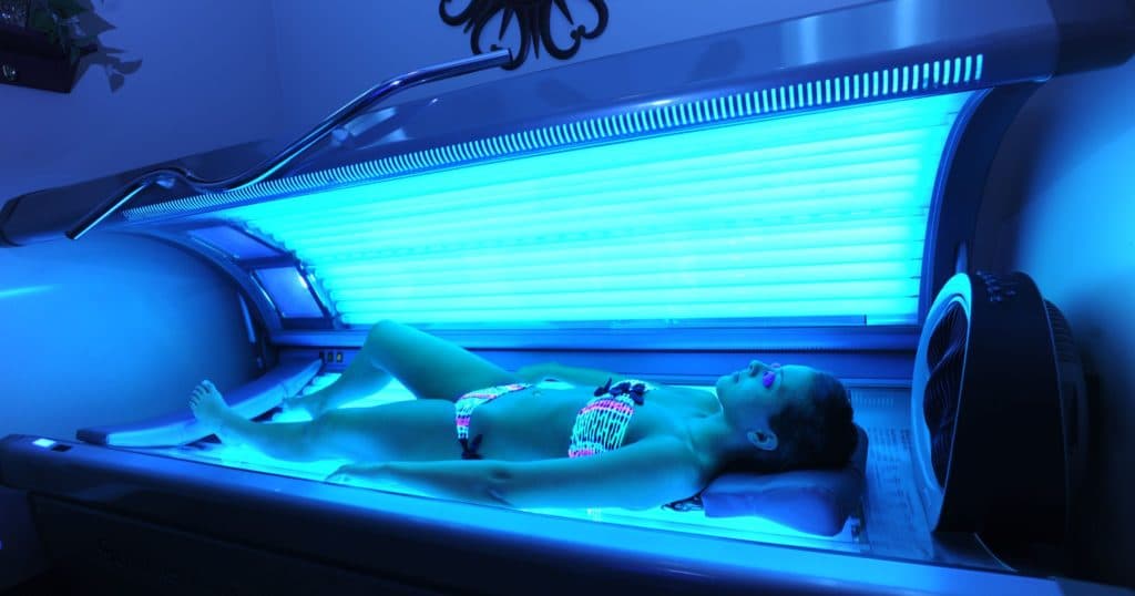 Курс солярия при лечении псориаза составляет примерно 20-30 дней