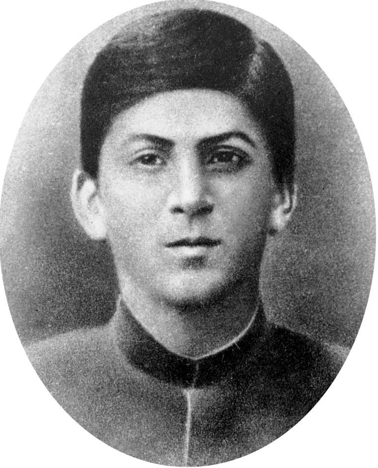 В каком году родился Сталин 