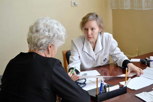 намного шире