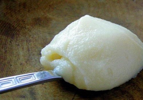 Ложка с барсучьим жиром