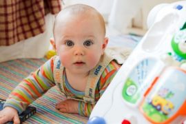 Может ли передаваться псориаз детям от родителей и других людей?